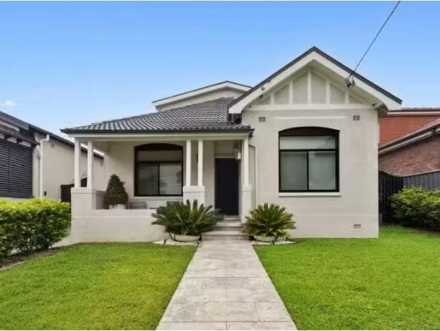 16 Rose Street, Croydon Park House for rent Listed by Julian.