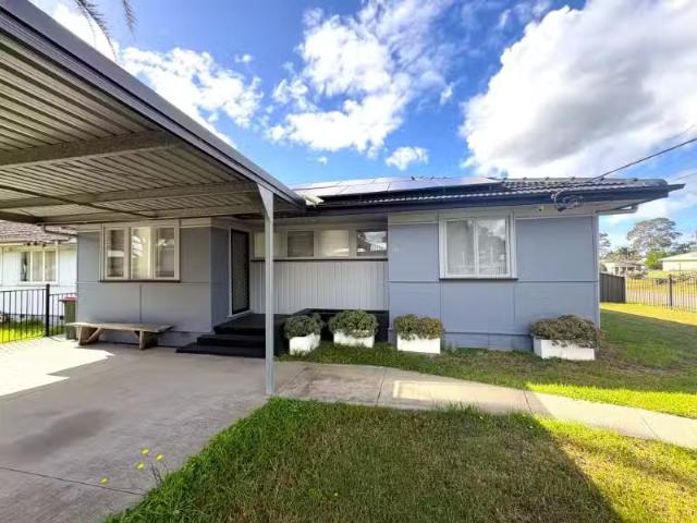 16 Roslyn Street, RAYMOND TERRACE House for rent Listed by Re.