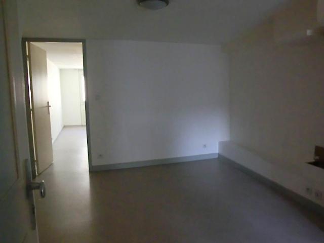 16 RUE SAINT JACQUES 38000 GRENOBLE Grenoble 38000