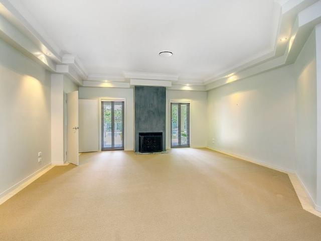 16 Ryder Court