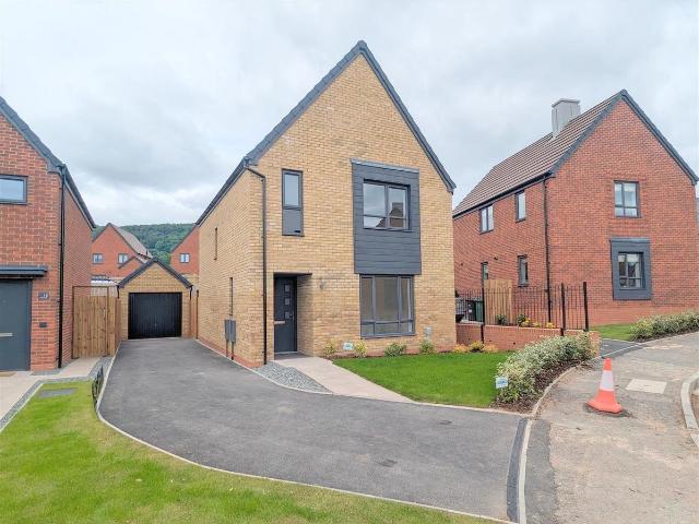 16 Ryle Way, Malvern WR14, 3 bed detached house to rent, £1,500 pcm | PrimeLocation