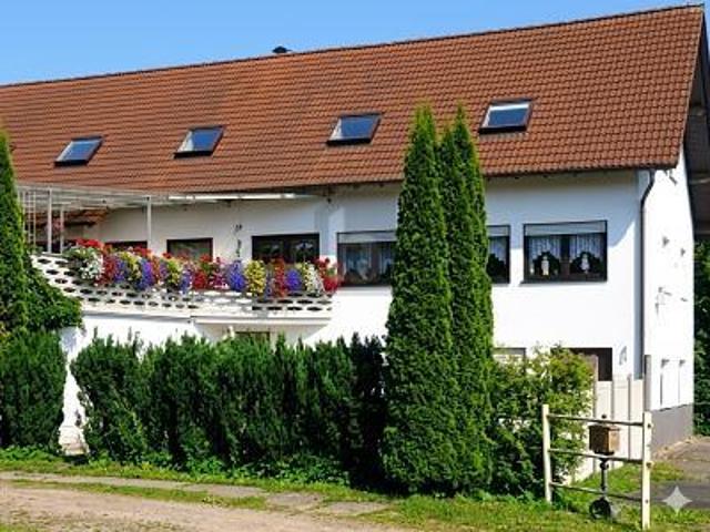 16 Schlafzimmer Haus Hösbach Deutschland 104647030