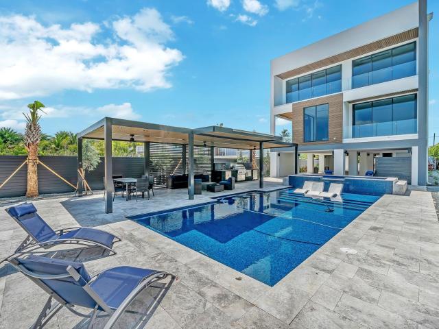 16 Seaside Ave, Key Largo, United States, Florida