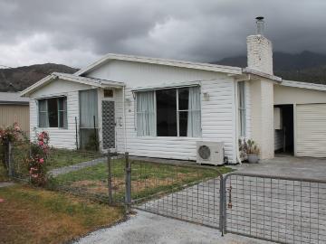 16 Sedgewick Street, Queenstown TAS 7467 House For Rent | Domain