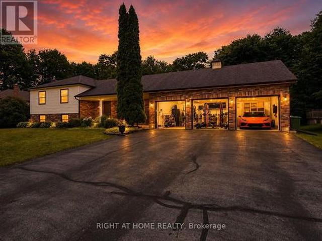 16 Snowberry Court, Caledon, ON, L7K 0B5 house for sale | Listing ID W13501 | Royal LePage