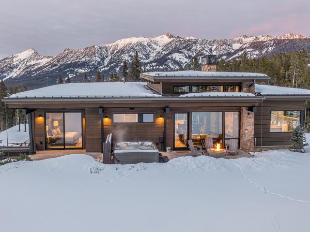 16 Speedwell Drive, 7C, Big Sky, US, MT