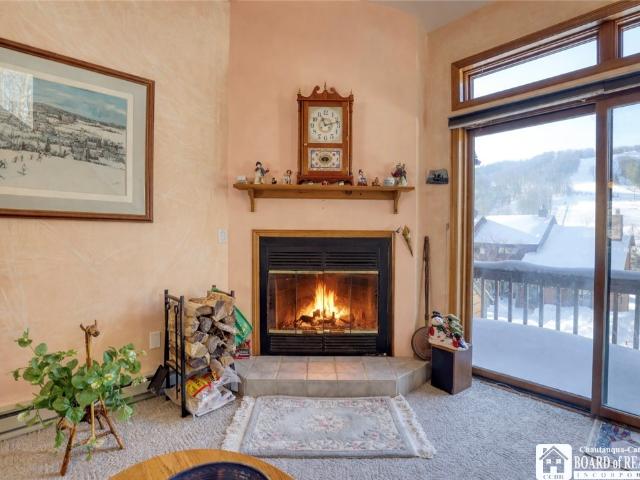 16 Stone Ridge
