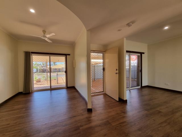 16 Stanbridge Way Millars Well, WA 6714