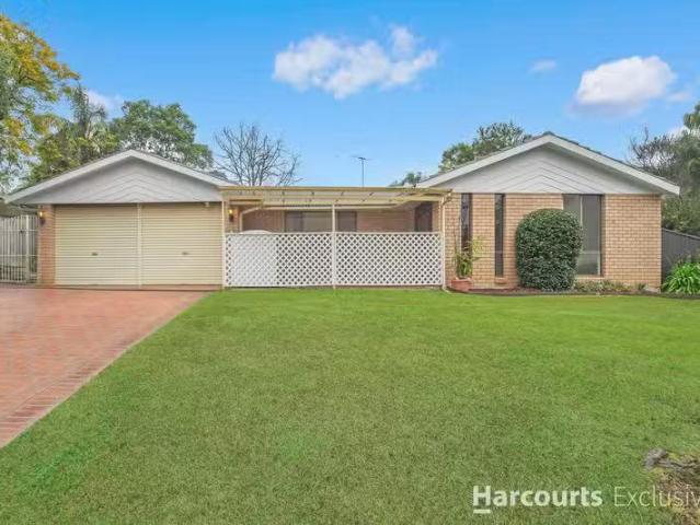 16 Stanton Drive, West Pennant Hills, NSW 2125 House for Rent