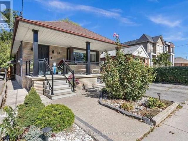 16 Sultana Avenue, Toronto, ON, M6A 1S8 house for sale | Listing ID C13836 | Royal LePage