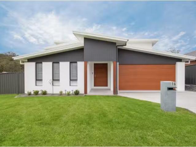 16 Sutcliffe Street, CAMERON PARK House for rent Listed by Ma.