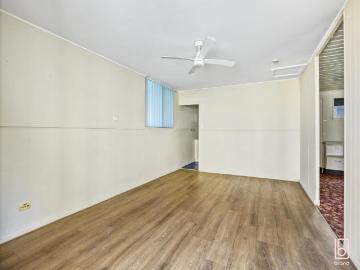 Tuggerah Lake, Jilliby, Wyong Region, Snapper Island