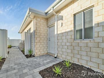 16a Binningup TerraceEglinton WA 6034, Australia