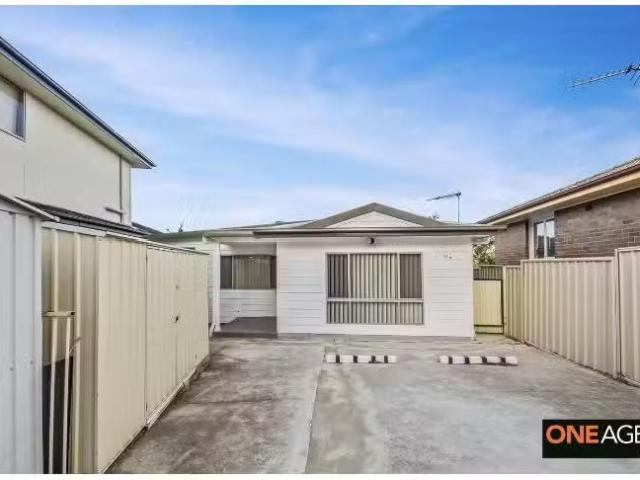 16A Friesian Street, BUSBY Apartment for rent Listed by Oneag.