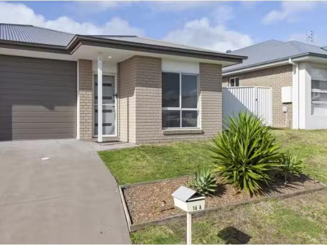 16a Mornington Circuit, Gwandalan House for rent Listed by Te.