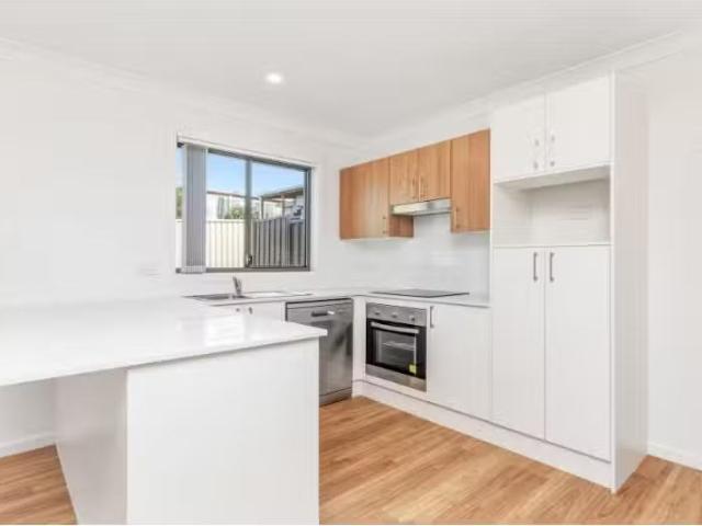 16a Wales Street, Charlestown House for rent Listed by Shiels.