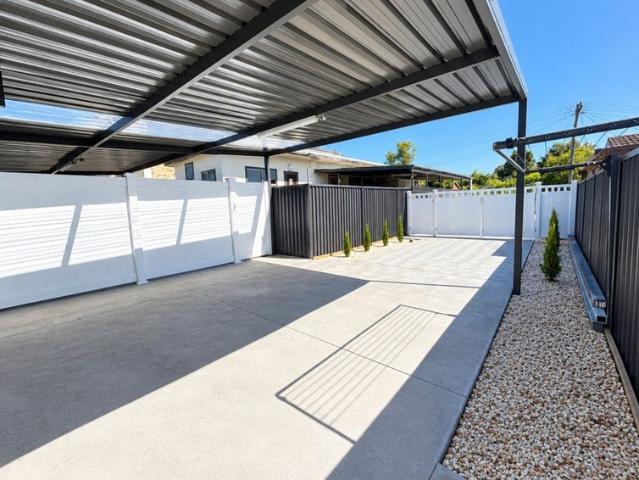 16B KEVIN STREET, MANNERING PARK Private and Renovated One Bedroom Studio