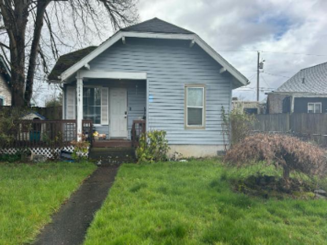 16th Ave
