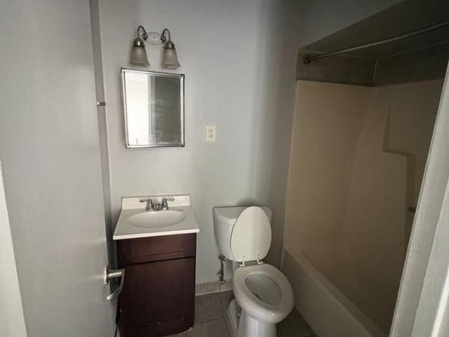 16th Garden LLC Studio Apartment for Rent at 112 16th Ave, Paterson, NJ 07501 Eastside