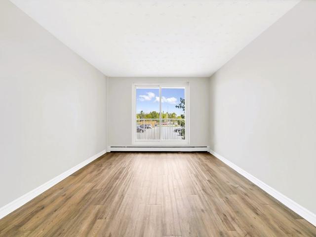 16th Street Apartments 2 Bedroom Apartment for Rent at 995 16th St E, Owen Sound, ON N4K 6A8