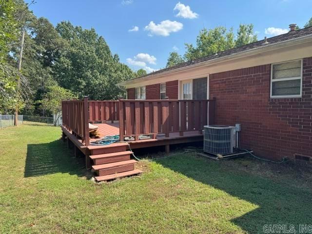1704 Maple Cove