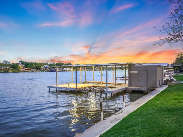 1704 Bluebonnet Ln, Kingsland, TX 78639 | MLS #172917