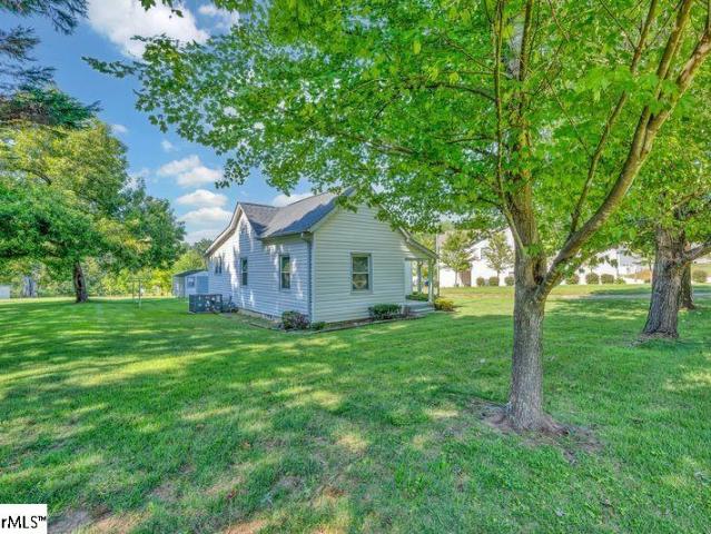1704 Carolina Country Club Road