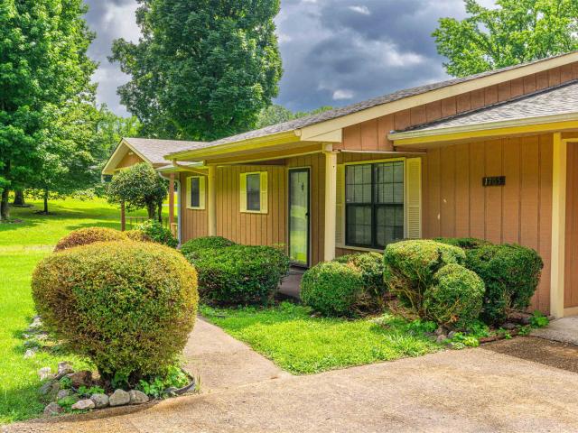 1705 Keller Quarry Rd