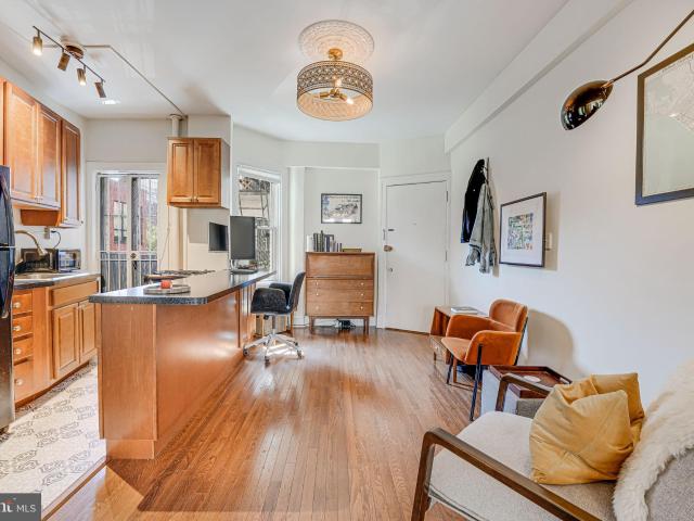1705 P St NW, Unit 33, Washington, DC 20036 | MLS #DCDC2249