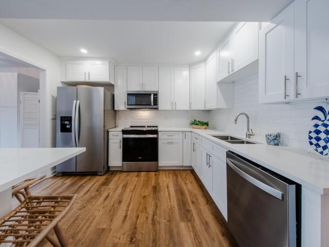 1705 Ventura Place