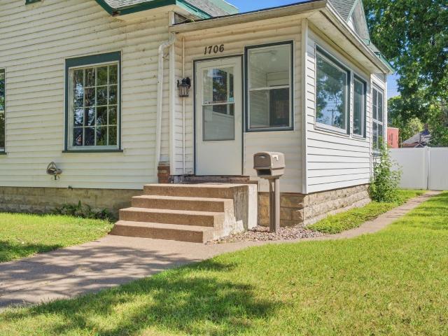 1706 Kane St