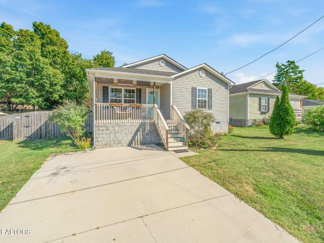 1706 Vada Circle