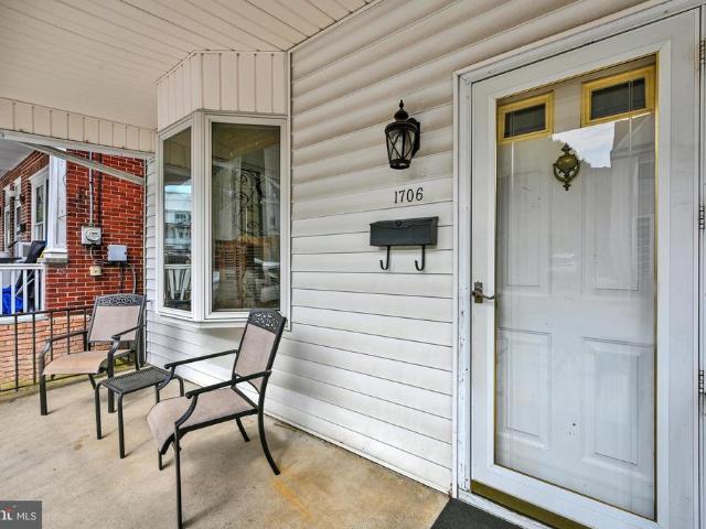 1706 W Norwegian Street