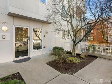 1707 NW 59th St, Unit 302, Seattle, WA 98107 | MLS #2484