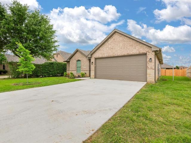 1707 Lakeway Drive