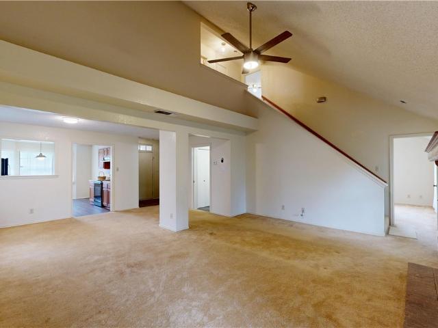 1707 Wickfield Way