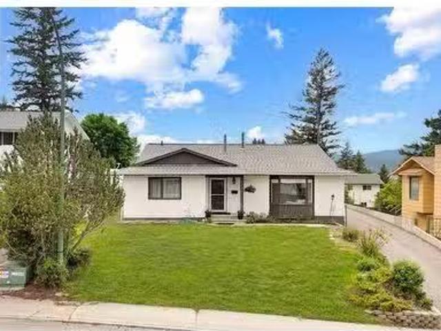 1708 Mt Nelson Crescent, Cranbrook, BC, V1C 5T7 house for sa.