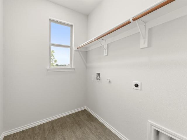 1708 Elle Lane