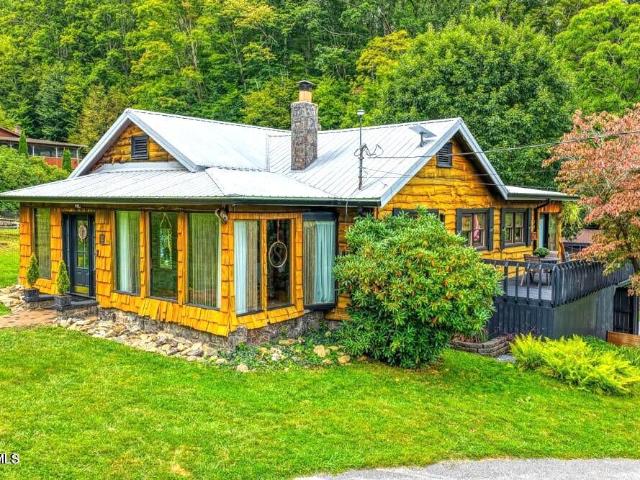 1708 Highway 143, Roan Mountain, TN 37687 | MLS #9997