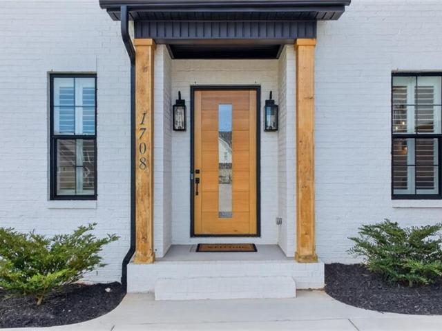 1708 Indigo Bunting Court