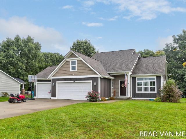 1708 Signal Point Circle