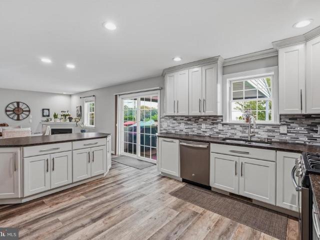 1708 Wheatfield Lane