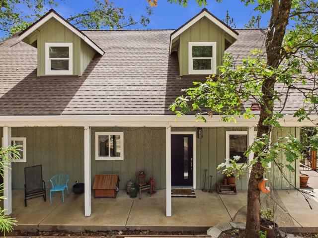 17093 Palomino Ln