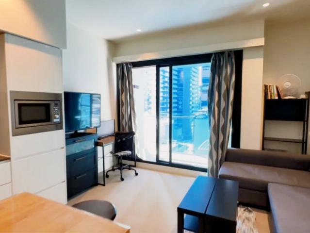 1709/199 William Street, Melbourne