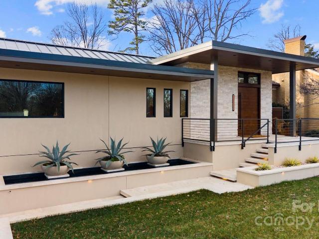 1709 Dearmon Drive, Charlotte, US, NC