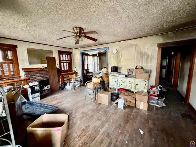 1709 SW 15th St, Topeka, KS 66604 | MLS #243924
