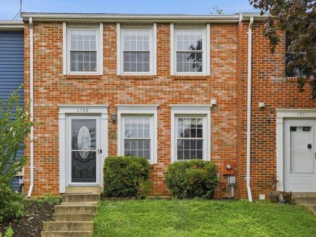 1709 Springhouse Court