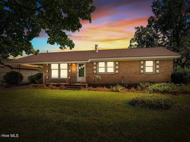 1709 W Wilson St, Tarboro, NC 27886