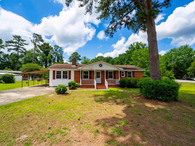 1709 Woodfield Drive
