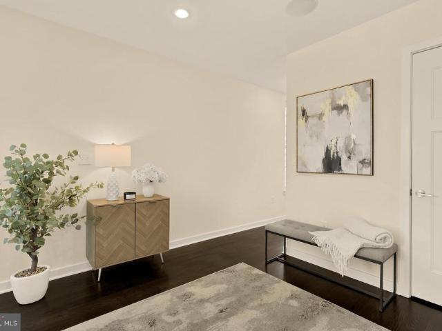 1700 Clarendon Boulevard # 152